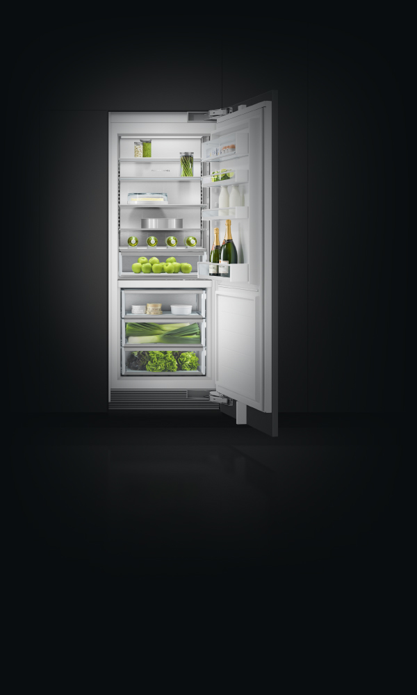 30" Series 11 Integrated Column Refrigerator , hero